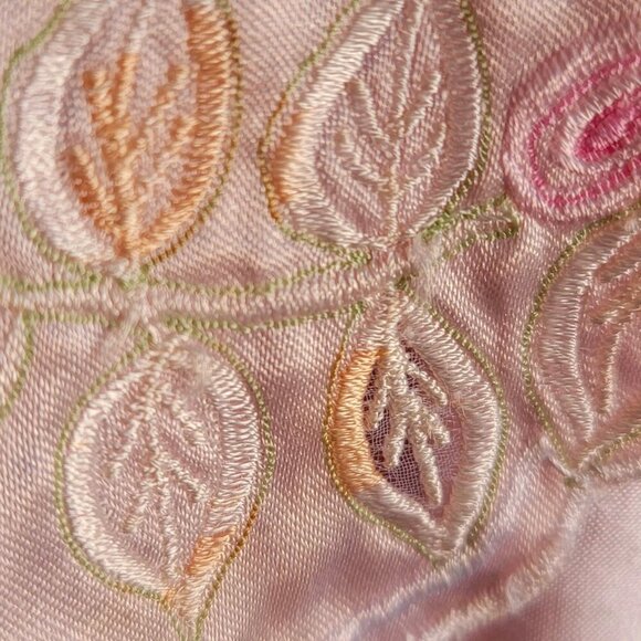 Vintage Pink Satin Nightgown With Embroidered Floral & Pearls Details Size M - Picture 6 of 16